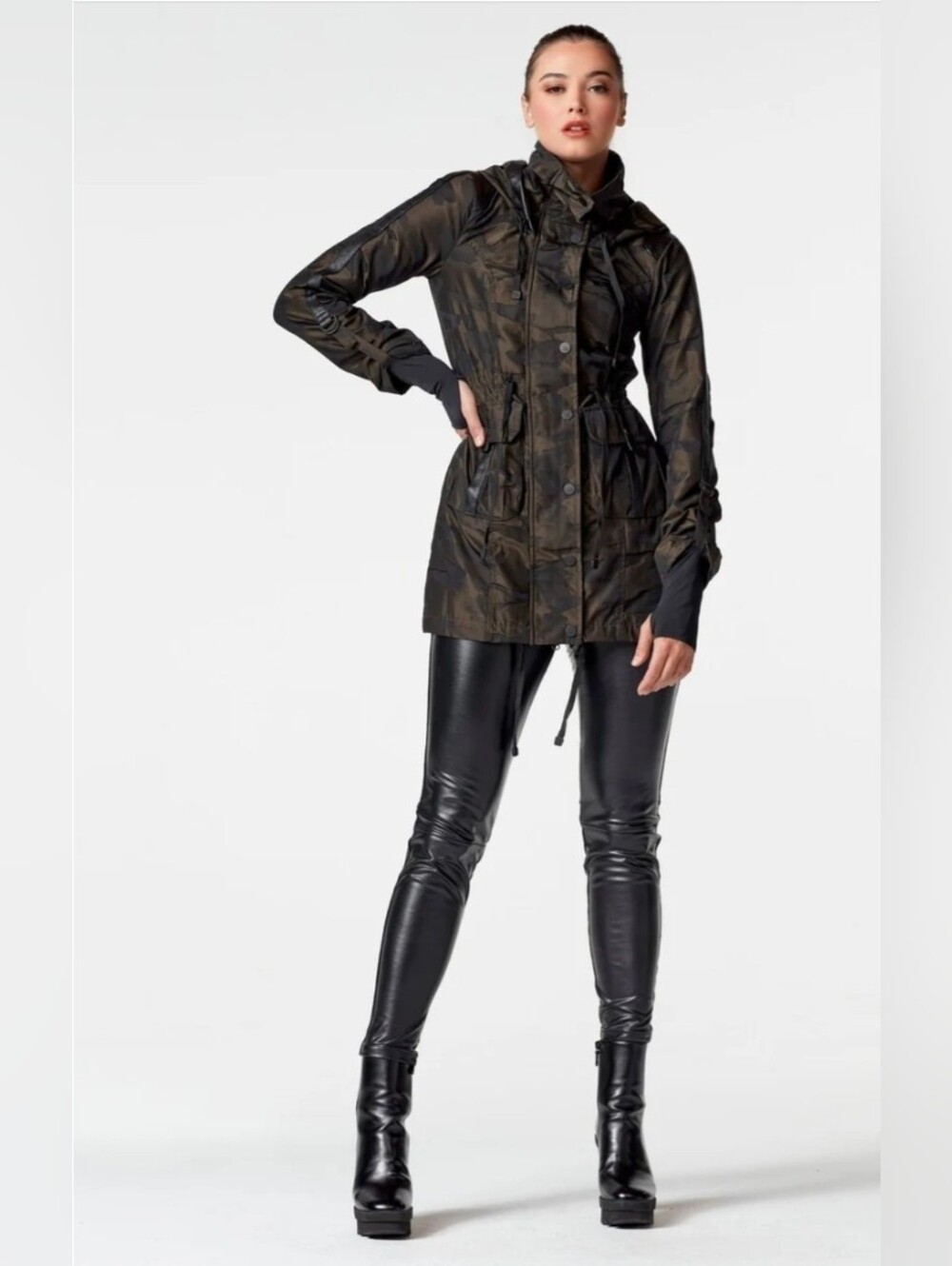 Blanc Noir Camo Anorak Jacket Womens Large